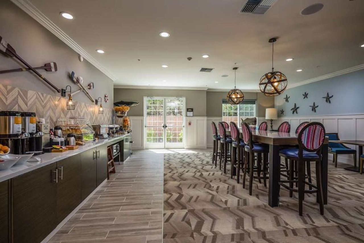 Photo of Aristocrat Hotel, BW Signature Collection