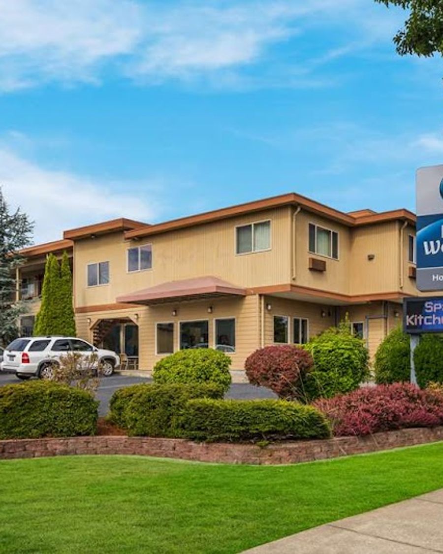 Best Western Holiday Hotel