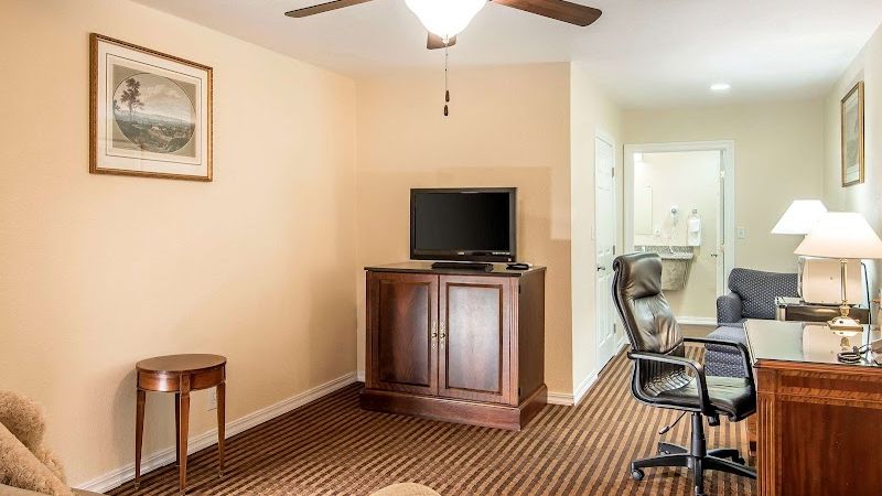 Photo of Rodeway Inn Medford South I-5