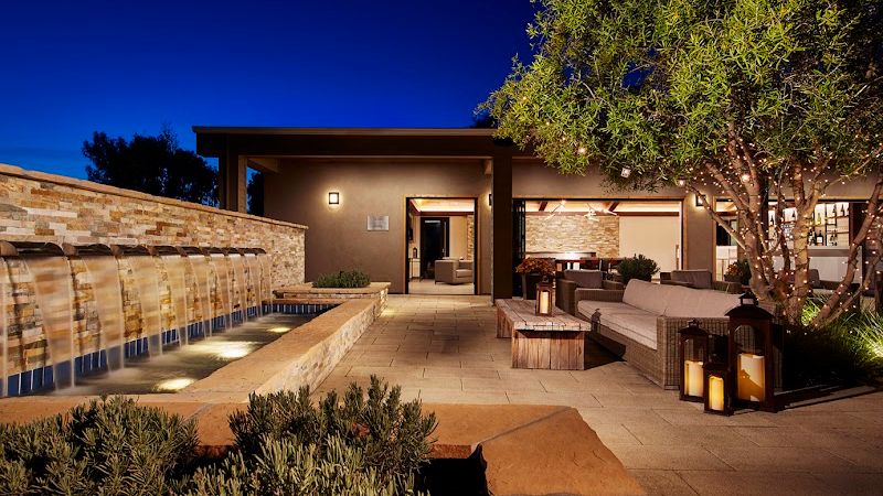 Nest Hotel, Palo Alto