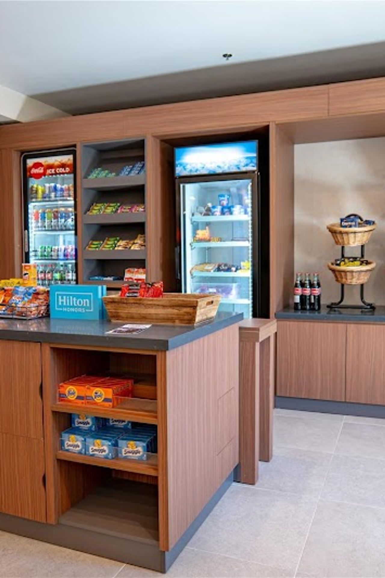 Photo of Hilton Garden Inn Clackamas Portland - Snack Bar