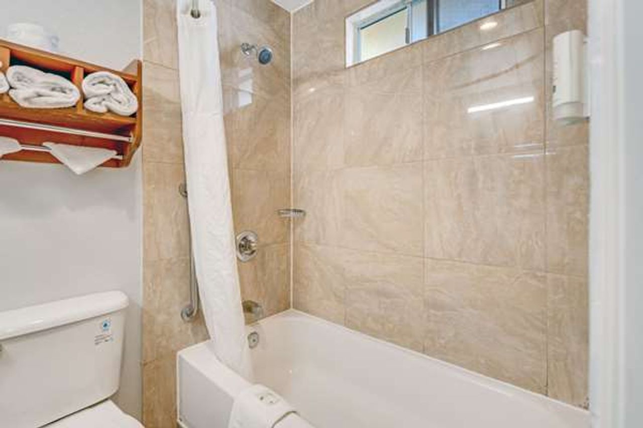 Photo of Quality Inn Santa Cruz Downtown Area