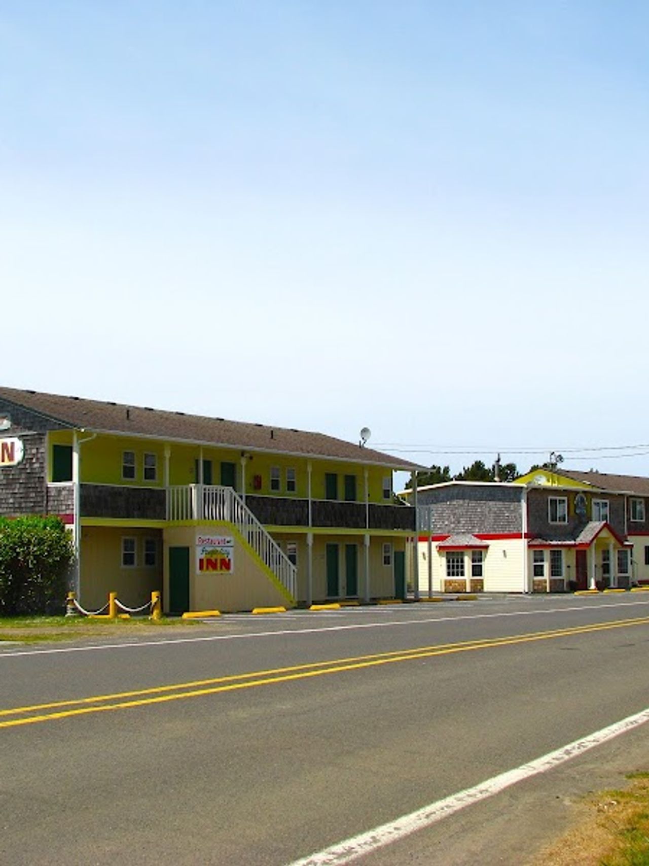 Photo of Pacific City Inn