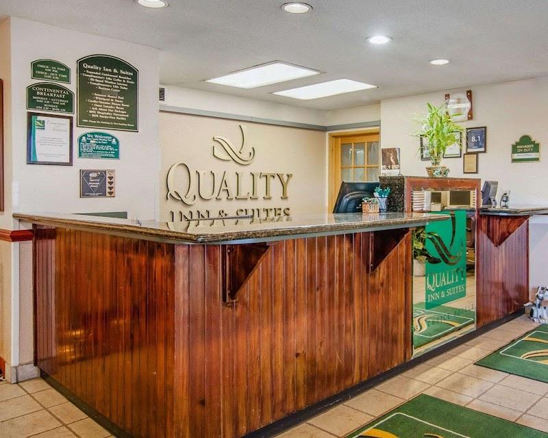 Photo of Quality Inn & Suites Medford Airport