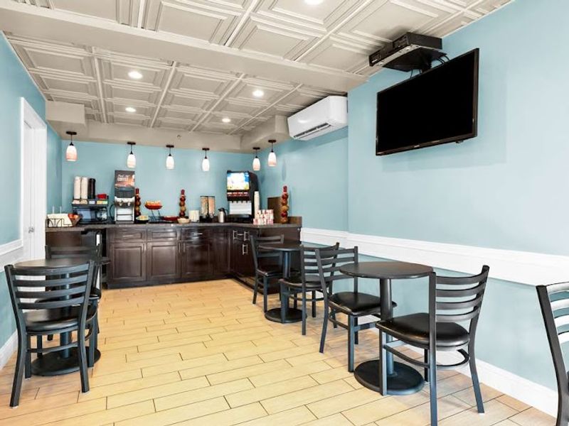 Photo of SureStay by Best Western San Francisco Marina District