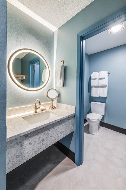 Photo of Allred Hotel - Bathroom