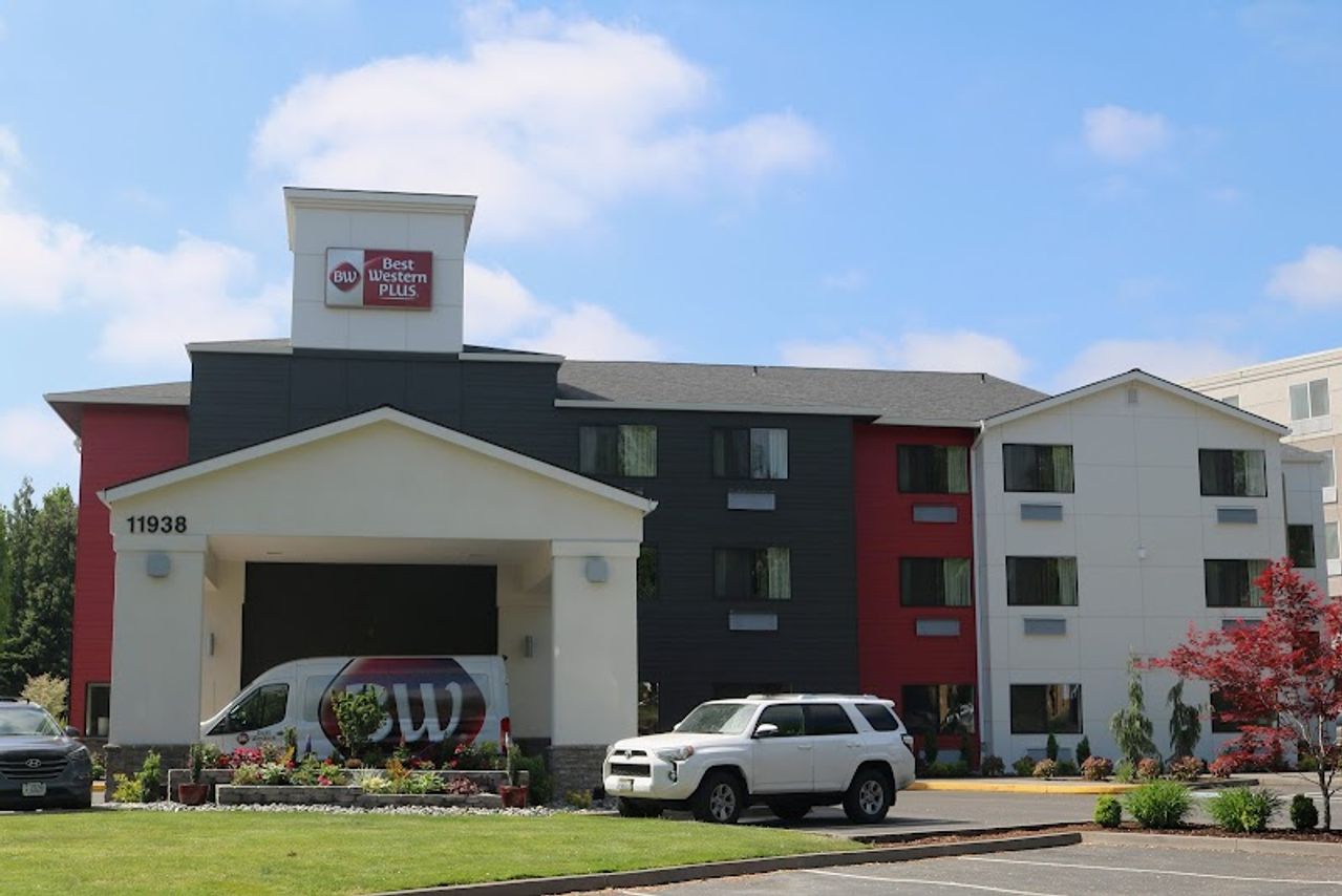 Photo of Best Western Plus Portland Airport Hotel & Suites