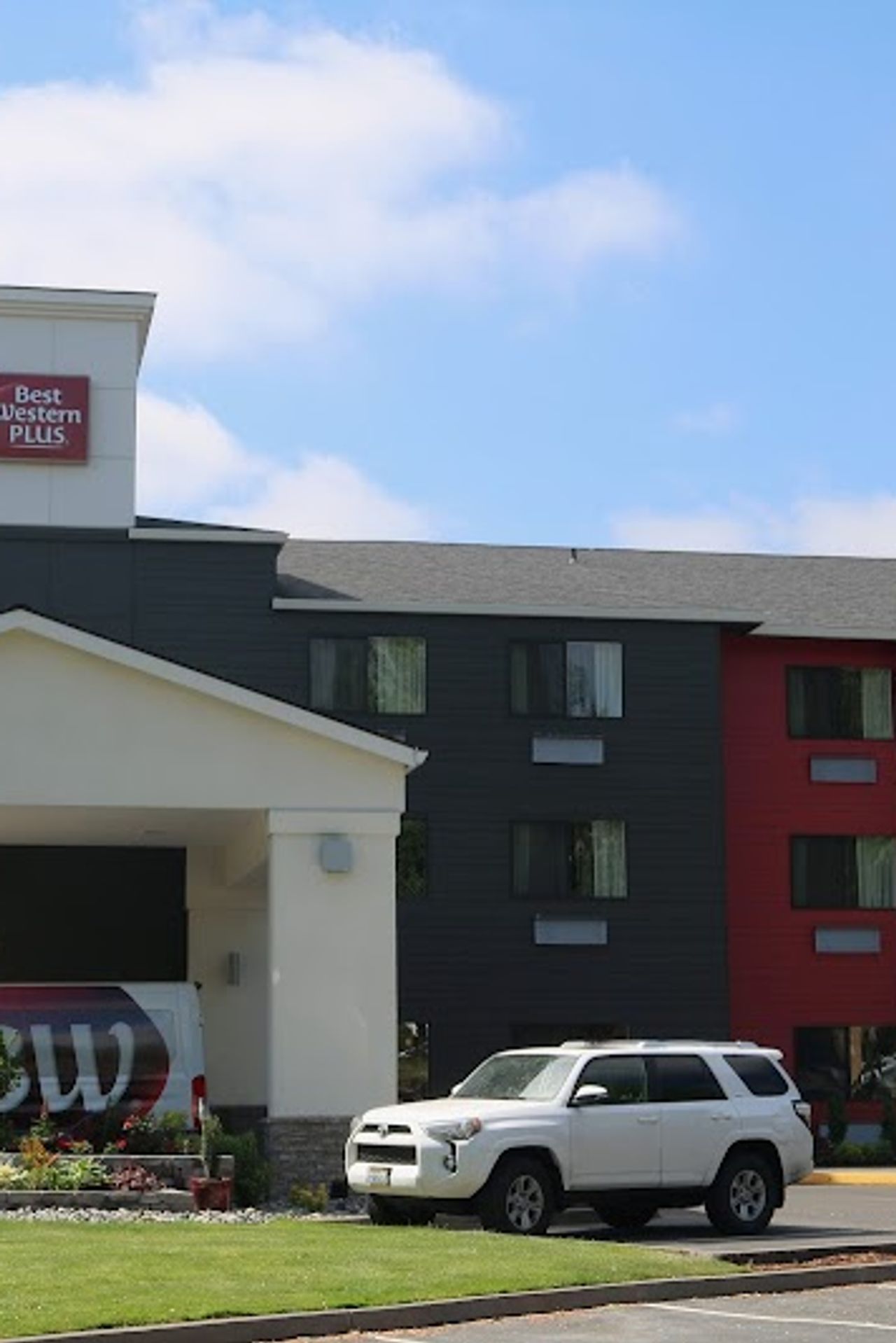 Photo of Best Western Plus Portland Airport Hotel & Suites