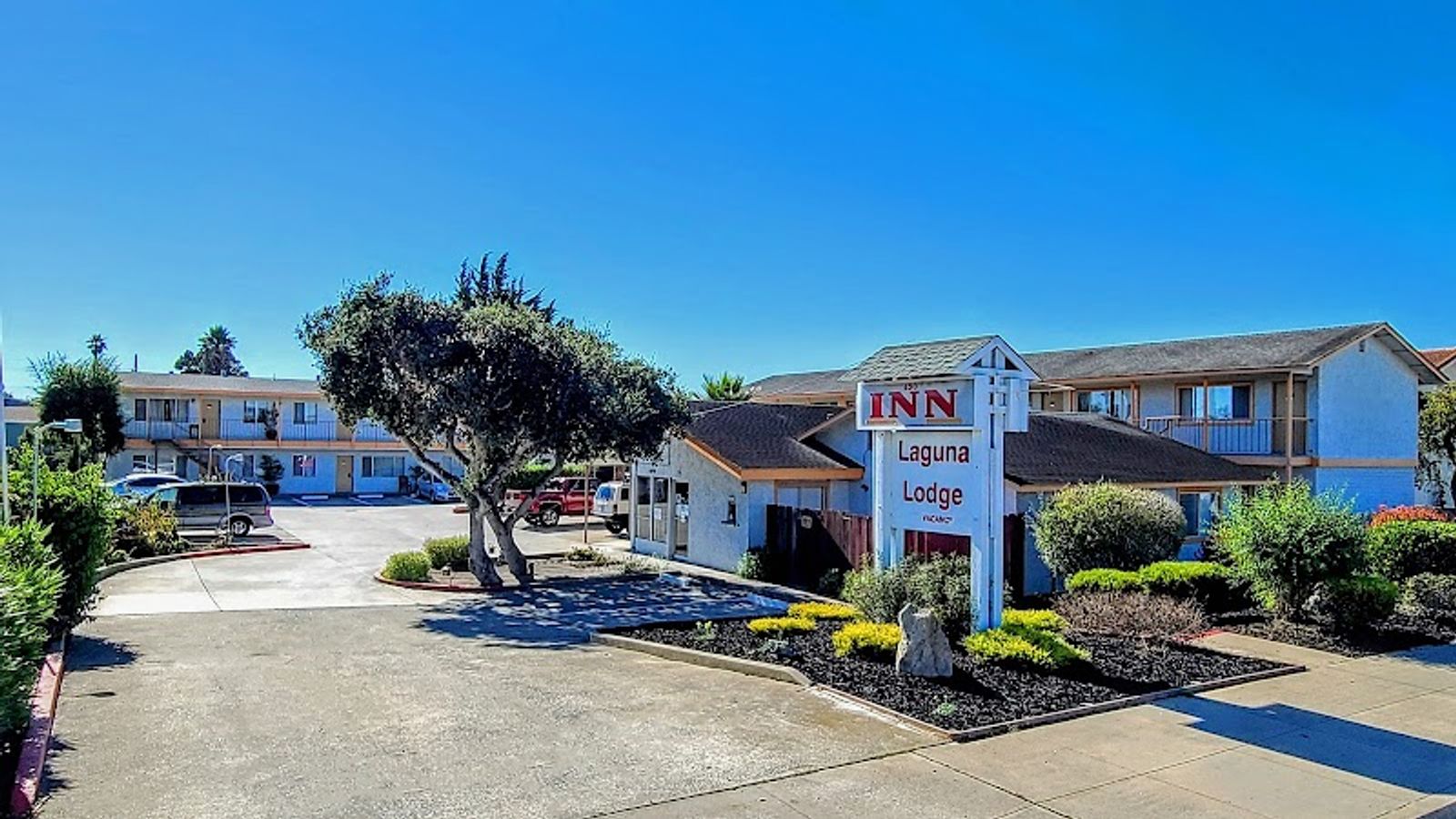 Photo of Laguna Lodge - Exterior