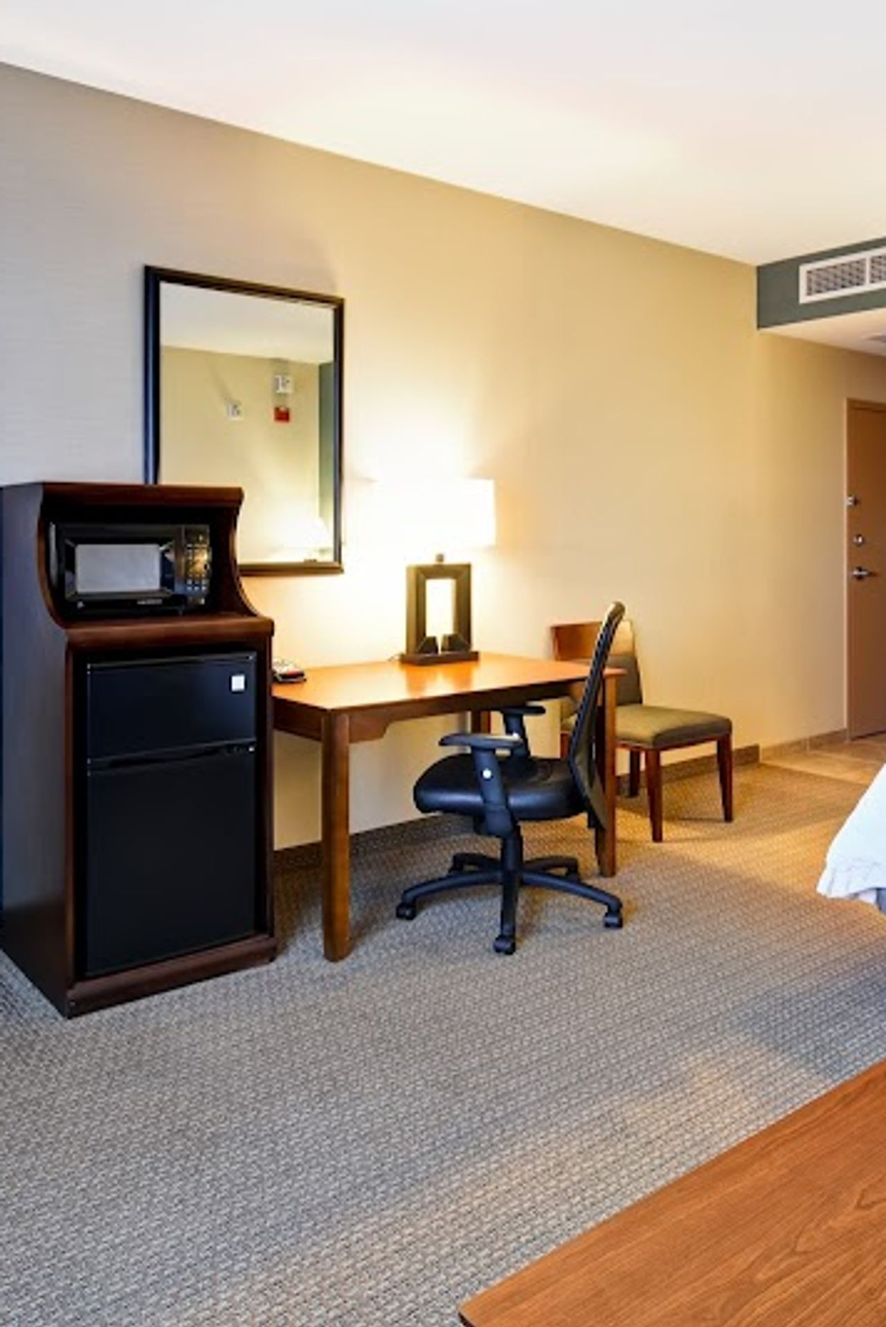 Photo of Hampton Inn & Suites Folsom
