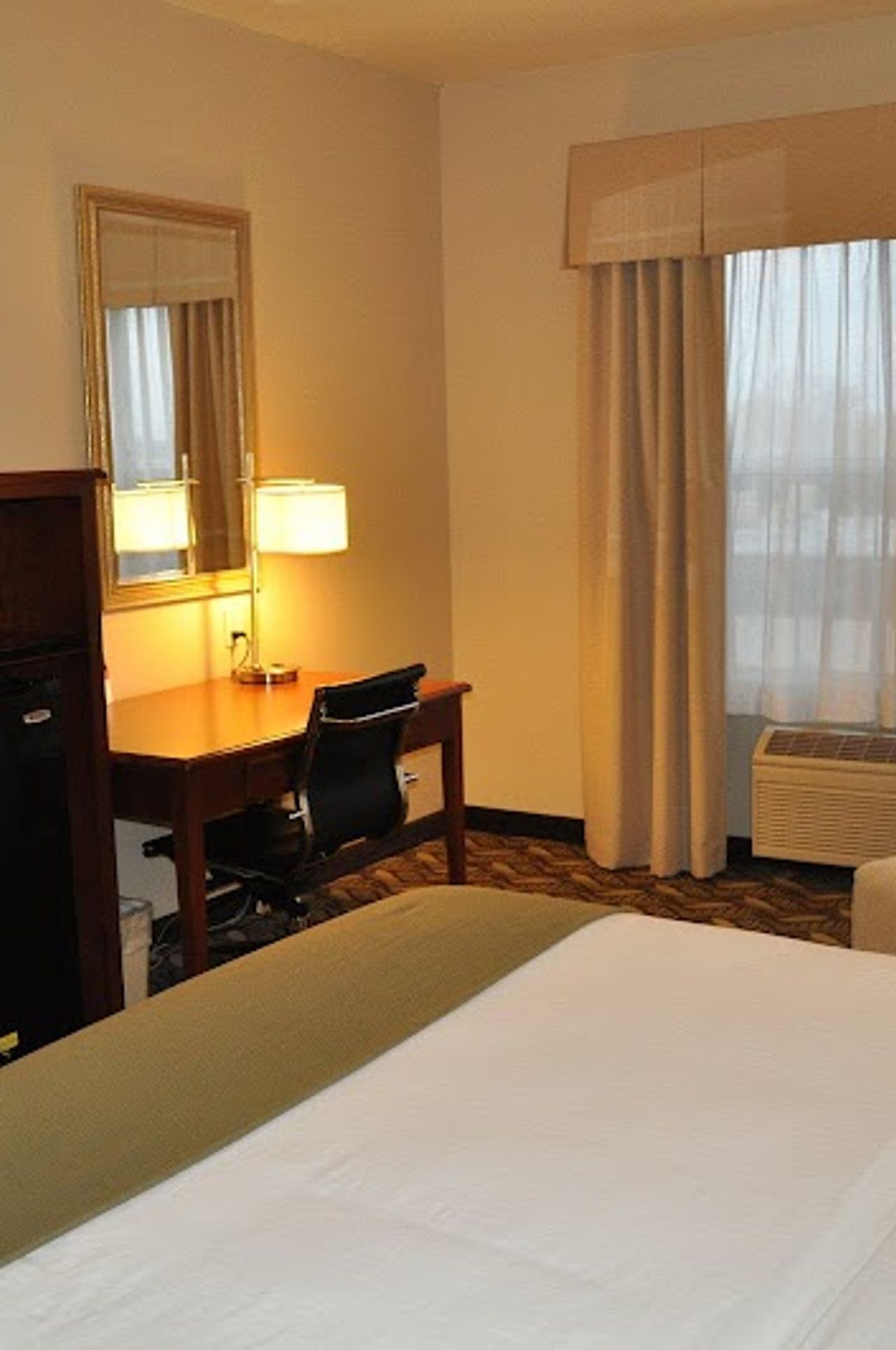 Photo of Holiday Inn Express West Sacramento - Capitol Area, an IHG Hotel