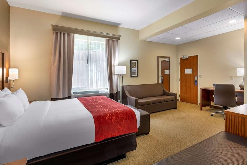 Photo of Comfort Suites Eugene