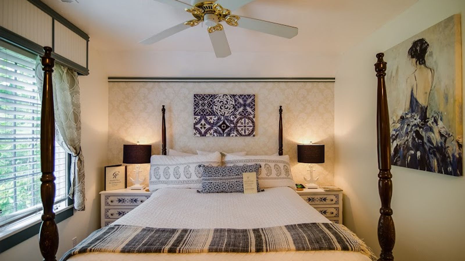 Photo of The Campbell House Inn - Suite, King bed