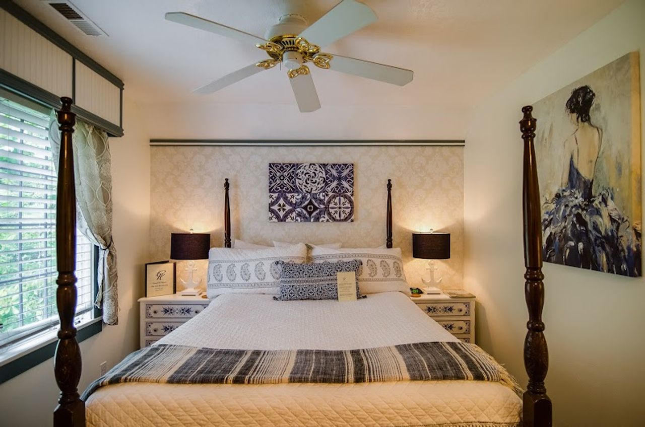 Photo of The Campbell House Inn - Suite, King bed