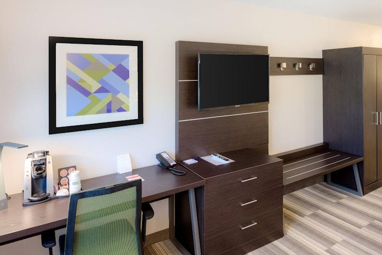 Photo of Holiday Inn Express Newberg - Wine Country, an IHG Hotel