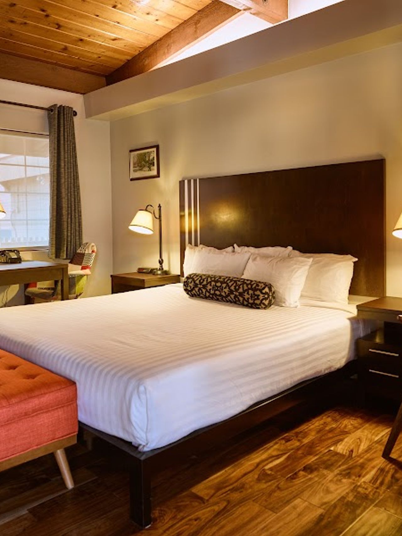 Photo of Timbers Inn - Room, King Bed