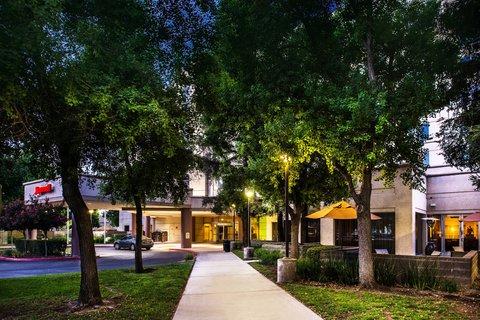 Photo of Visalia Marriott at the Convention Center
