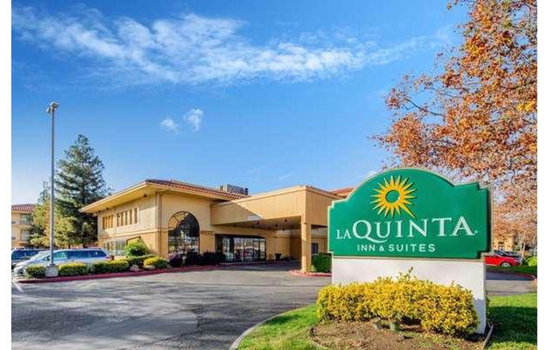 La Quinta Inn & Suites by Wyndham Oakland - Hayward
