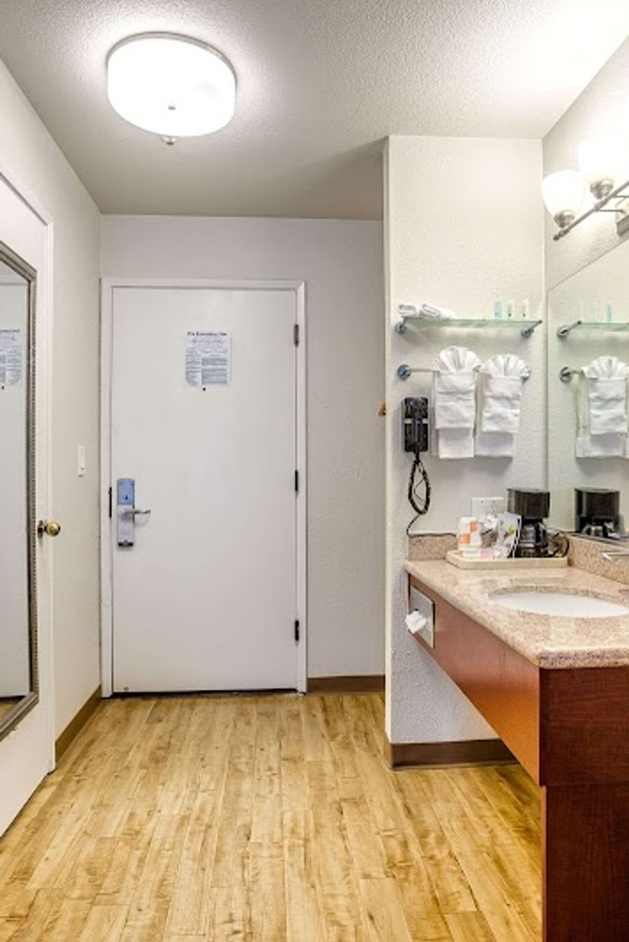 Photo of Quality Inn near Six Flags Discovery Kingdom-Napa Valley