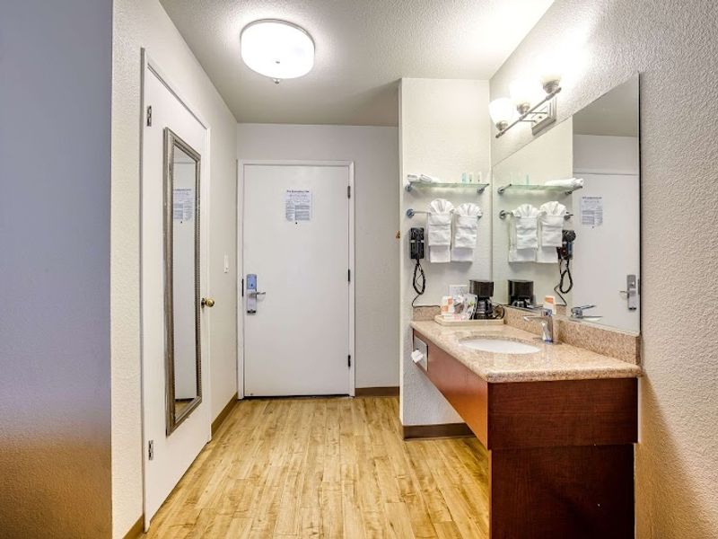 Photo of Quality Inn near Six Flags Discovery Kingdom-Napa Valley