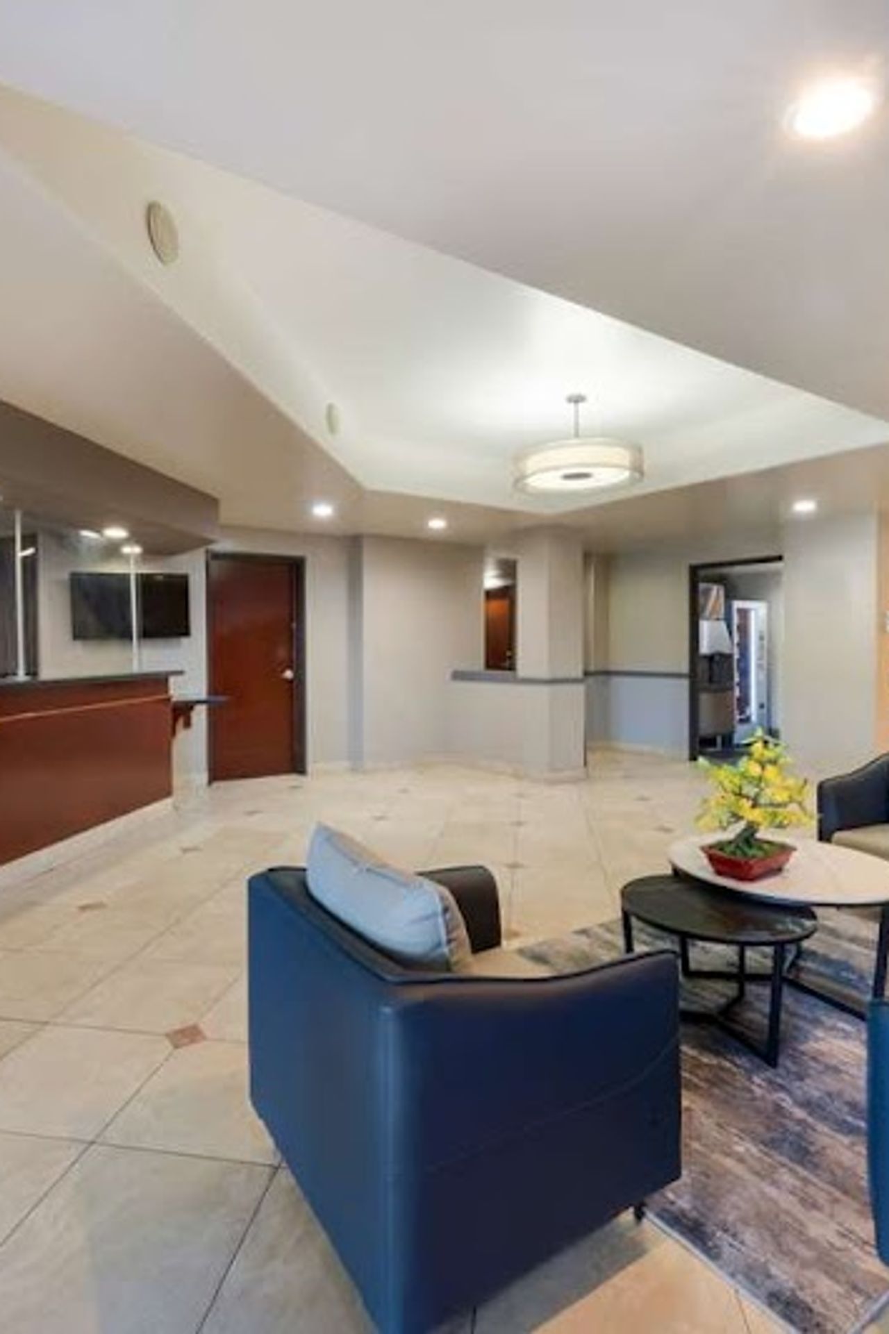 Photo of Best Western Lanai Garden Inn & Suites