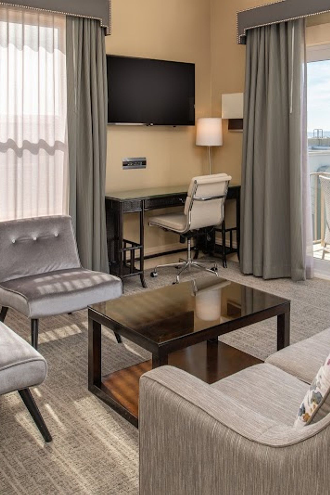 Photo of Hotel Shattuck Plaza - Chancellor Suite