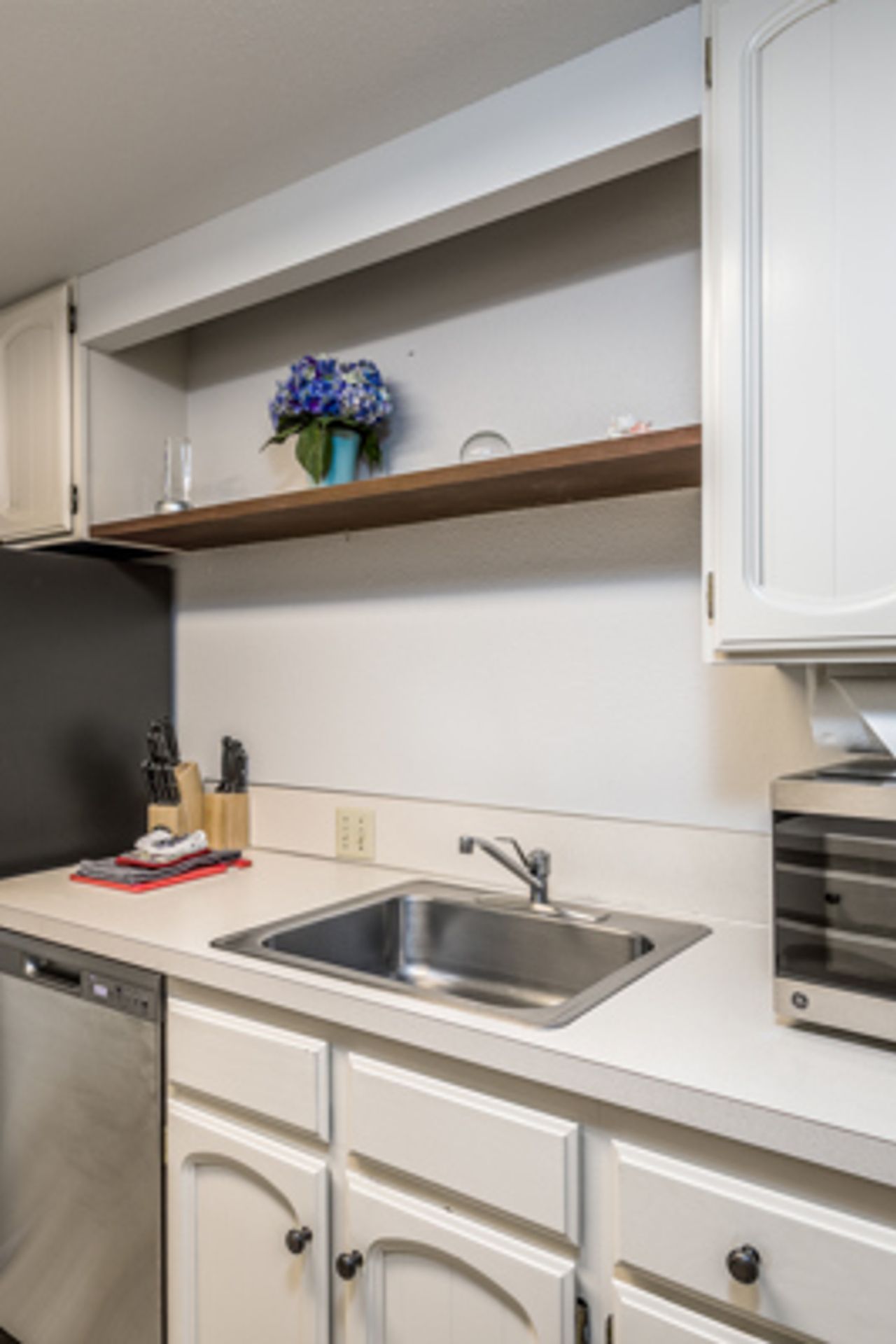 Photo of Little Creek Cove Beach Resort - Full Kitchen
