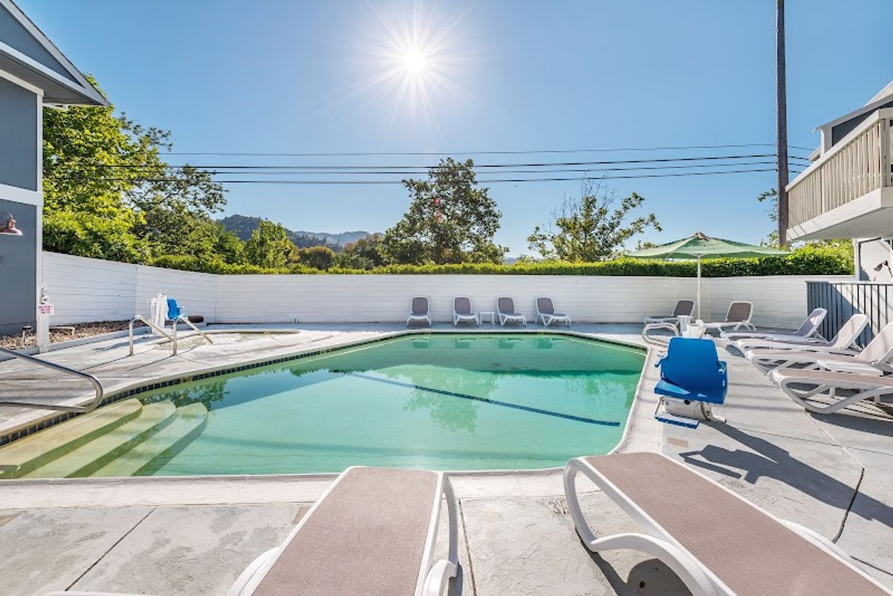 Photo of UpValley Inn & Hot Springs, Ascend Hotel Collection