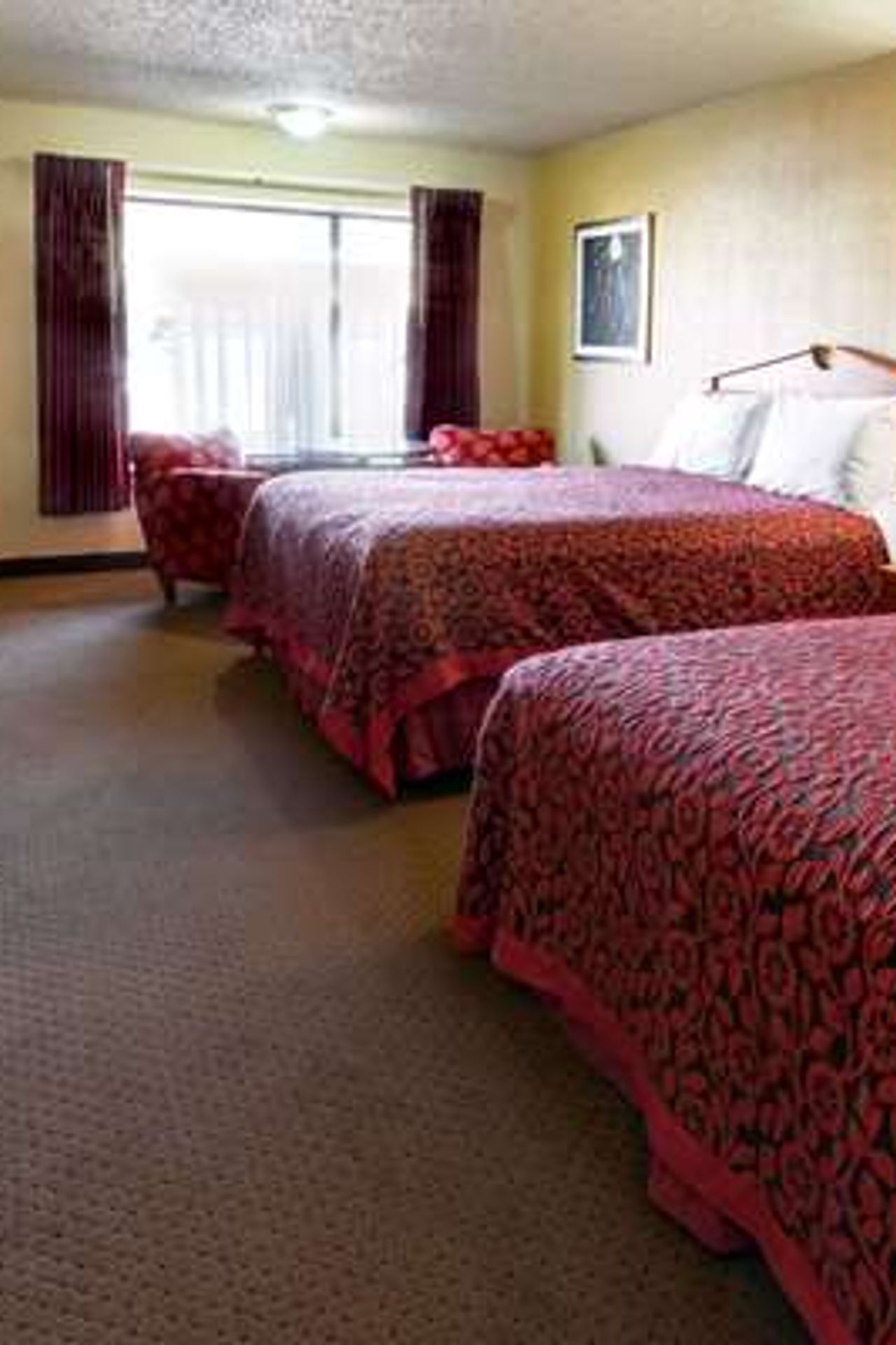 Photo of Days Inn by Wyndham Bend
