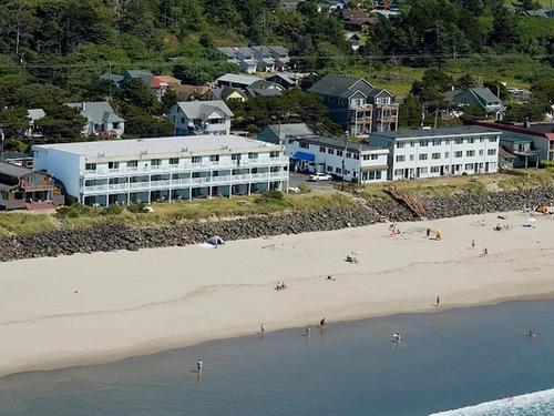 Rockaway Beach Resort