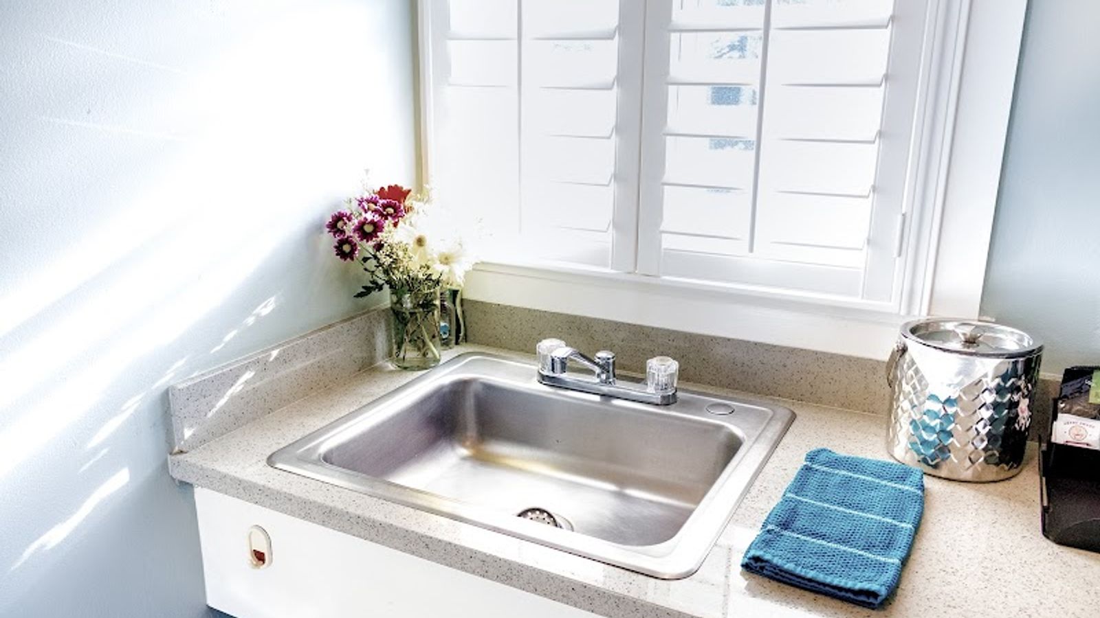 Photo of Ocean Echo Inn & Beach Cottages