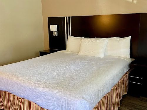 Photo of Fairview Inn & Suites