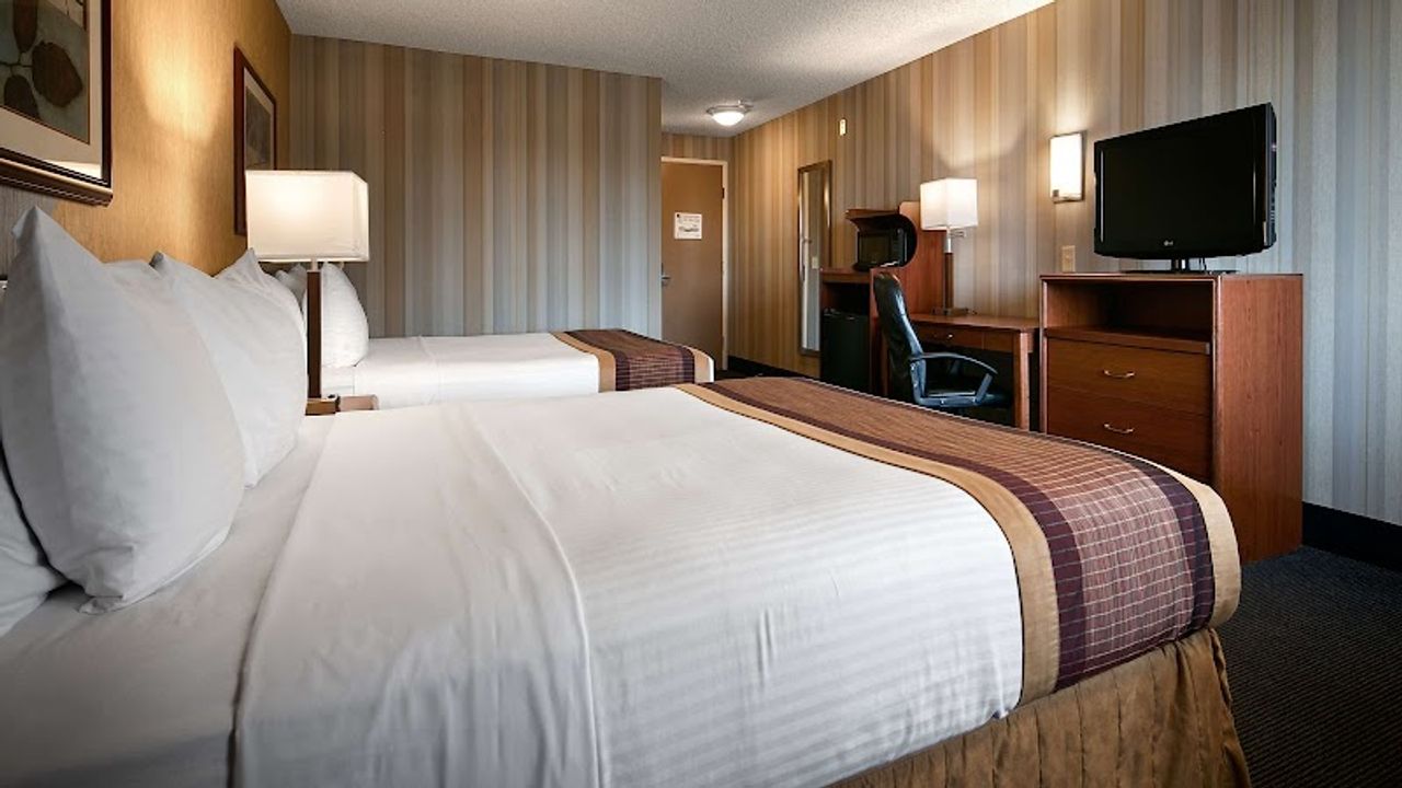 Photo of Best Western Cascadia Inn