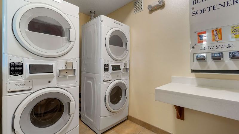 Photo of Best Western Plus Park Place Inn & Suites