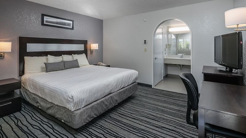 Photo of Redwood Creek Inn