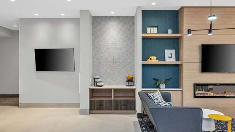 Photo of La Quinta Inn & Suites by Wyndham San Jose Airport-Downtown