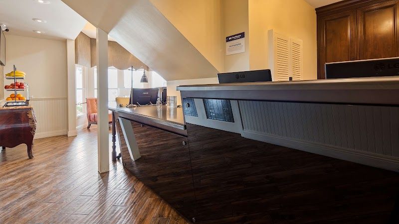 Photo of Victorian Inn - Hotel lobby, Reception