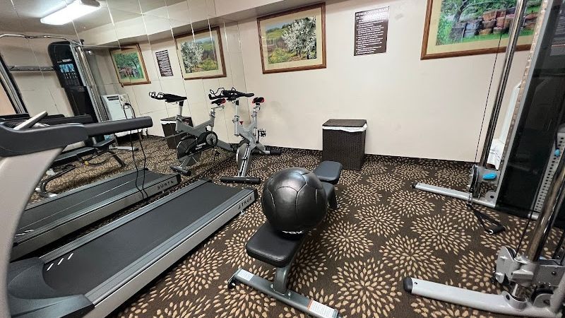 Photo of Wenatchee Inn & Suites