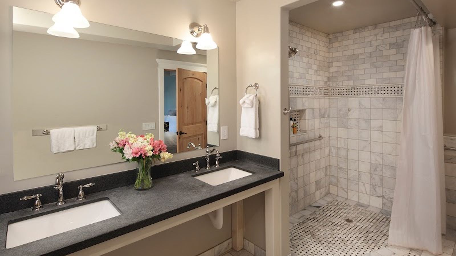 Photo of Calderwood Inn