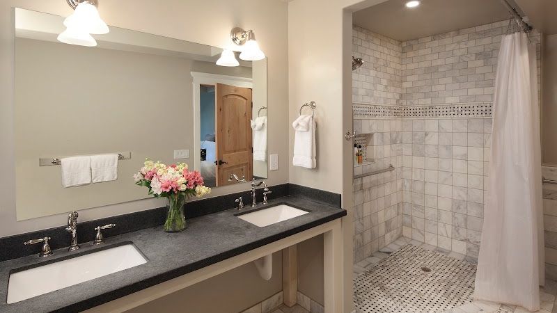 Photo of Calderwood Inn