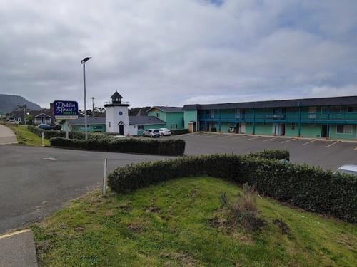 Photo of Dublin House - Yachats, Oregon Hwy 101 - Exterior