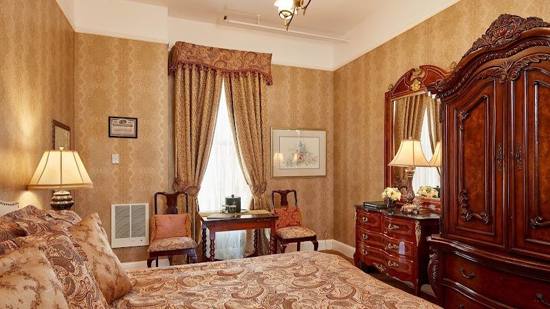 Photo of Queen Anne Hotel