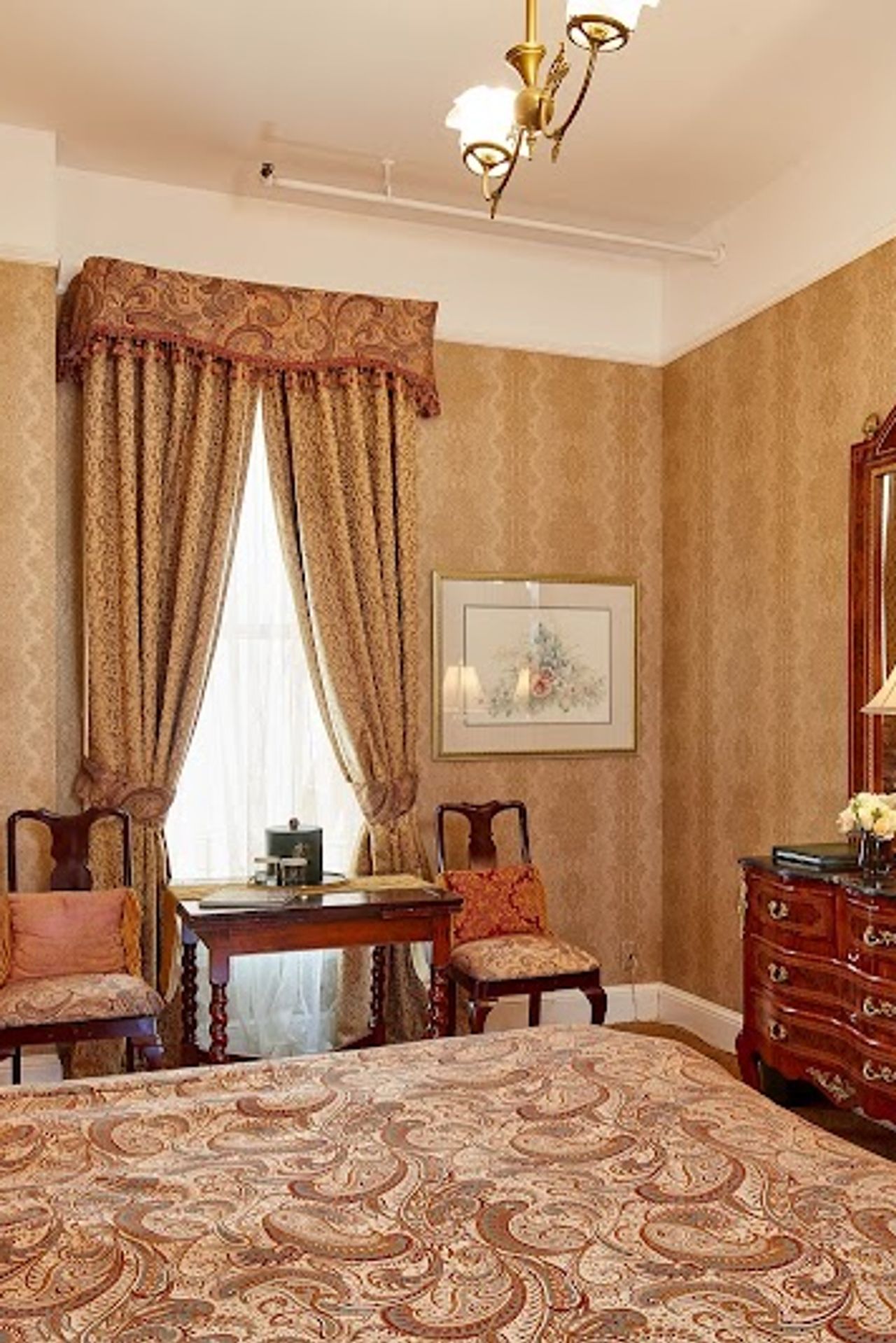 Photo of Queen Anne Hotel