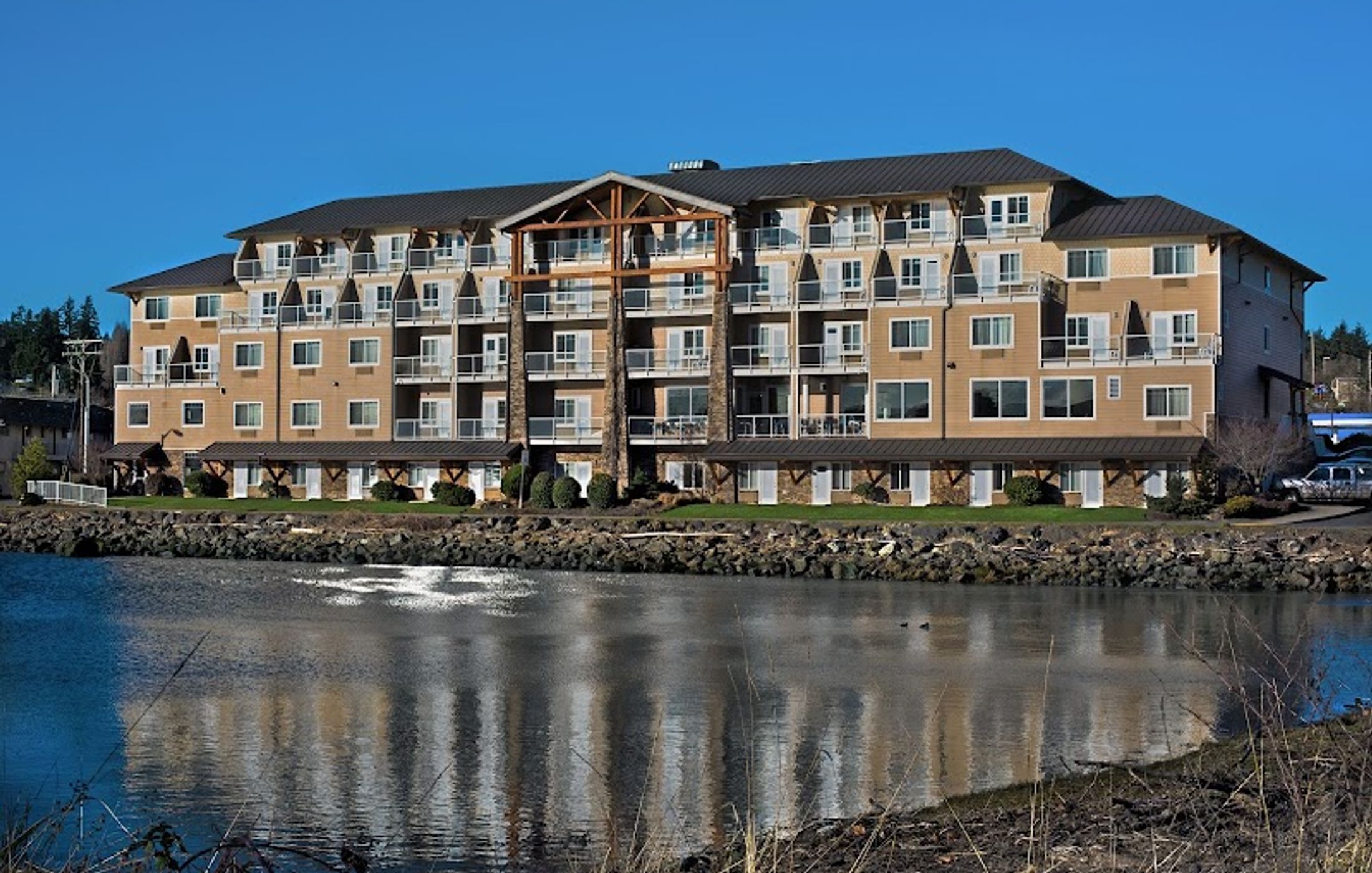 Oxford Suites Silverdale