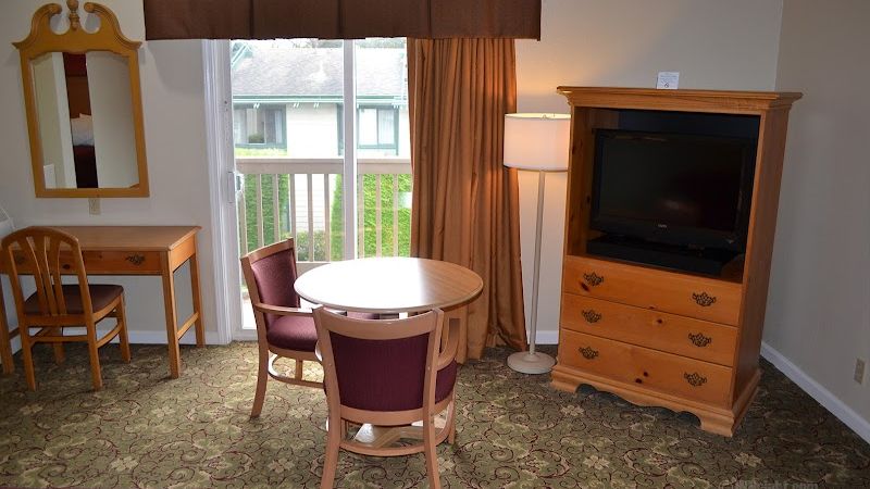 Photo of The Miramar Inn & Suites