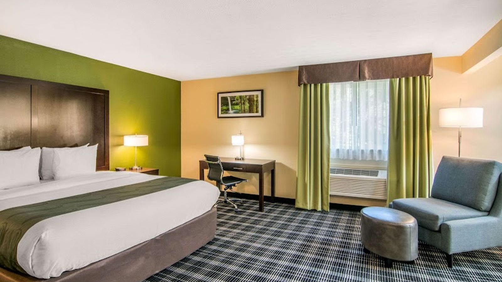 Photo of Quality Inn & Suites