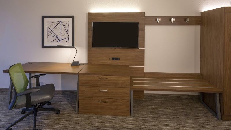 Photo of Holiday Inn Express & Suites Seattle South - Tukwila, an IHG Hotel