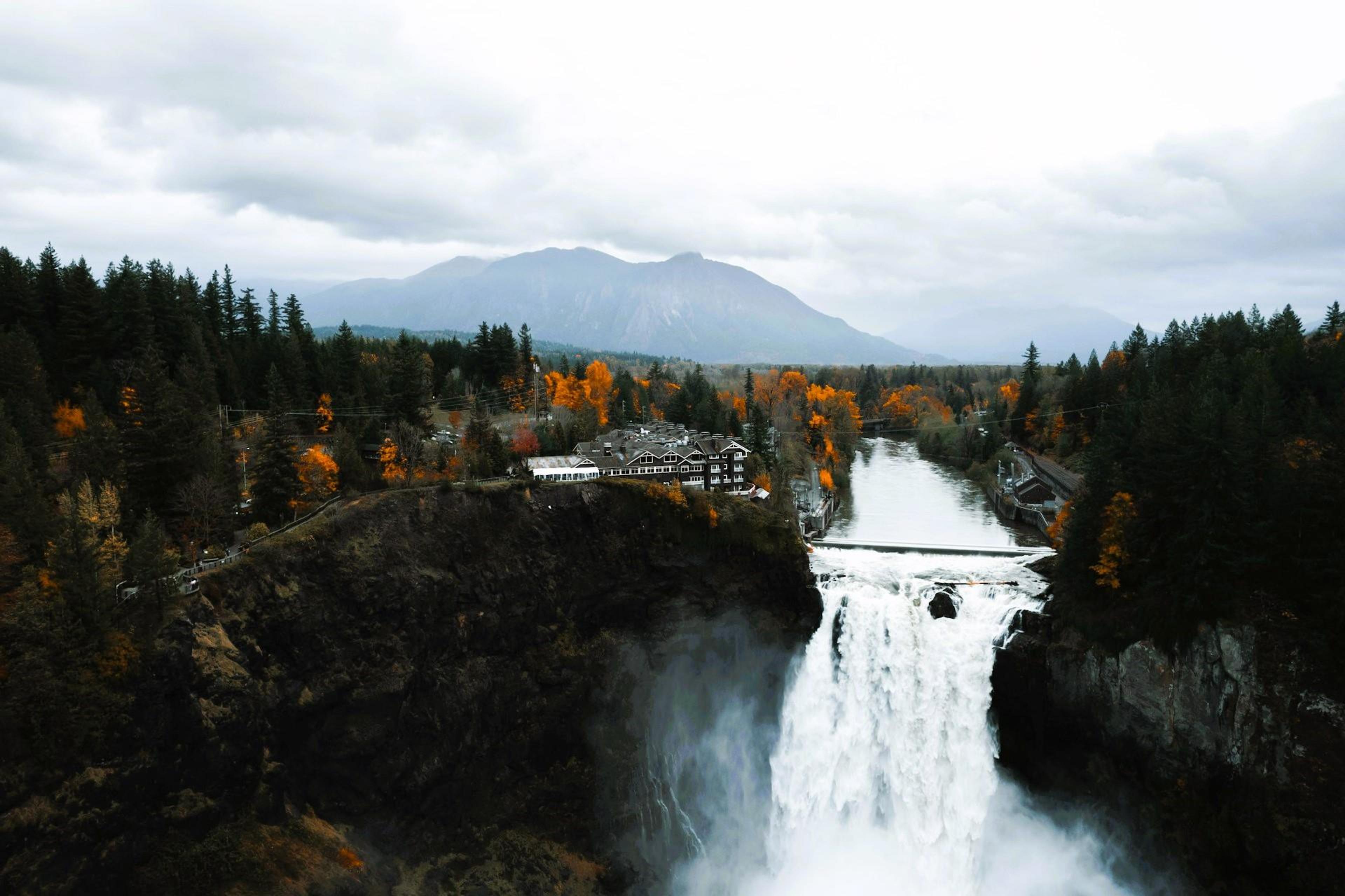 Snoqualmie Falls, Snoqualmie, Washington, USA