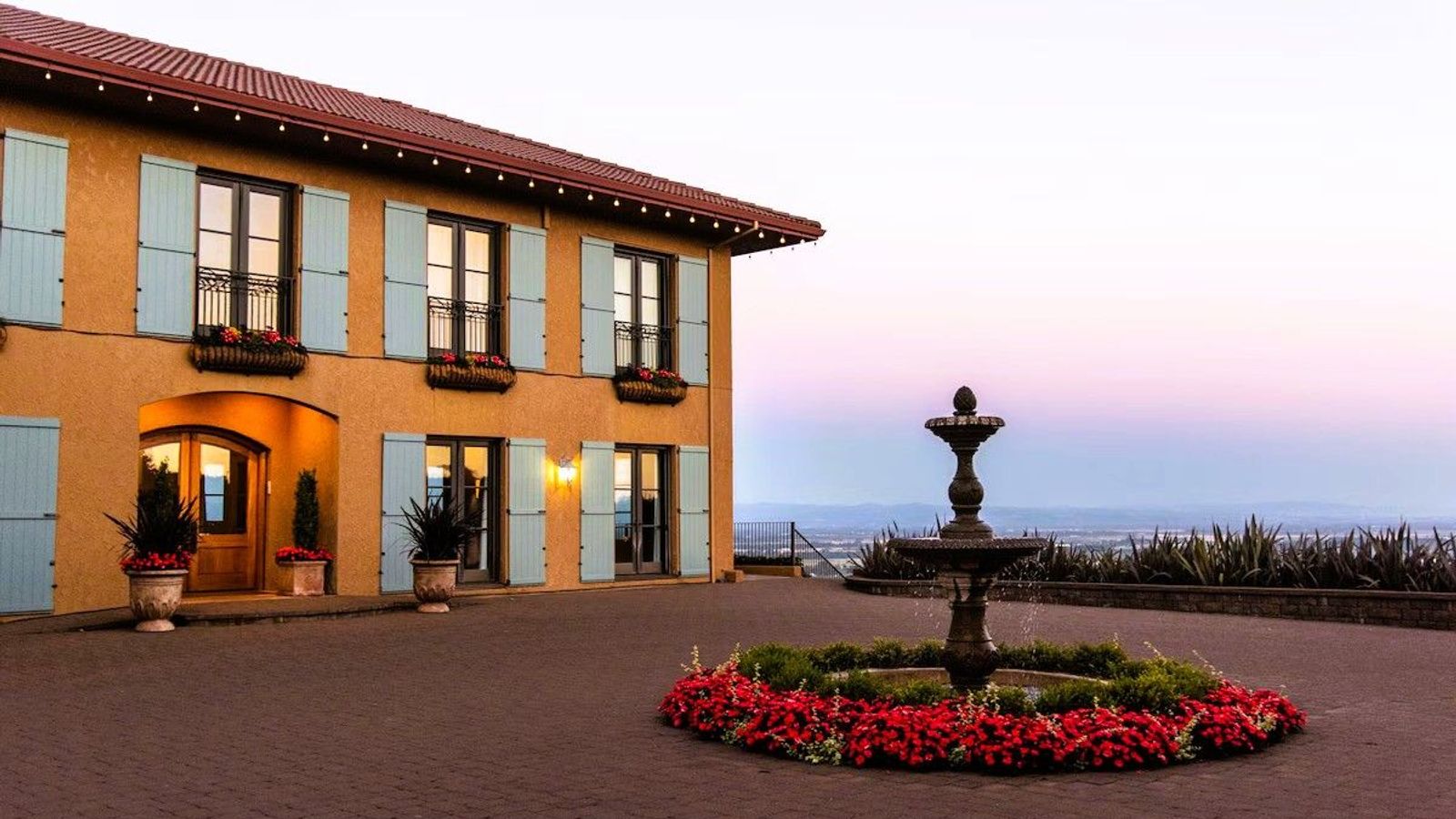 Black Walnut Inn & Vineyard