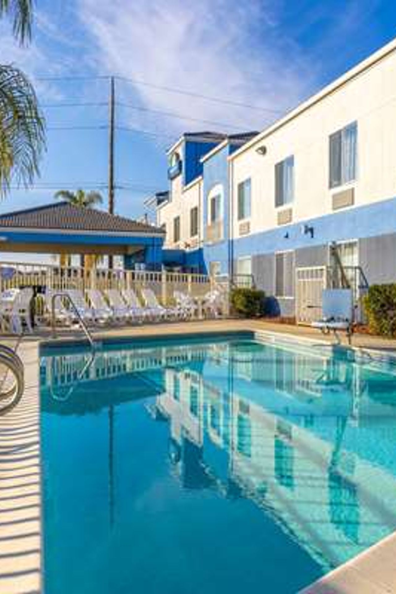 Photo of Days Inn by Wyndham Lathrop